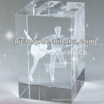 5 * 5 * 8cm beau cube laser en cristal 3D pour cadeau CM-CCB001